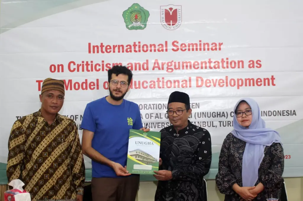 International Seminar on Criticism and Argumentation as The Model of Educational Development